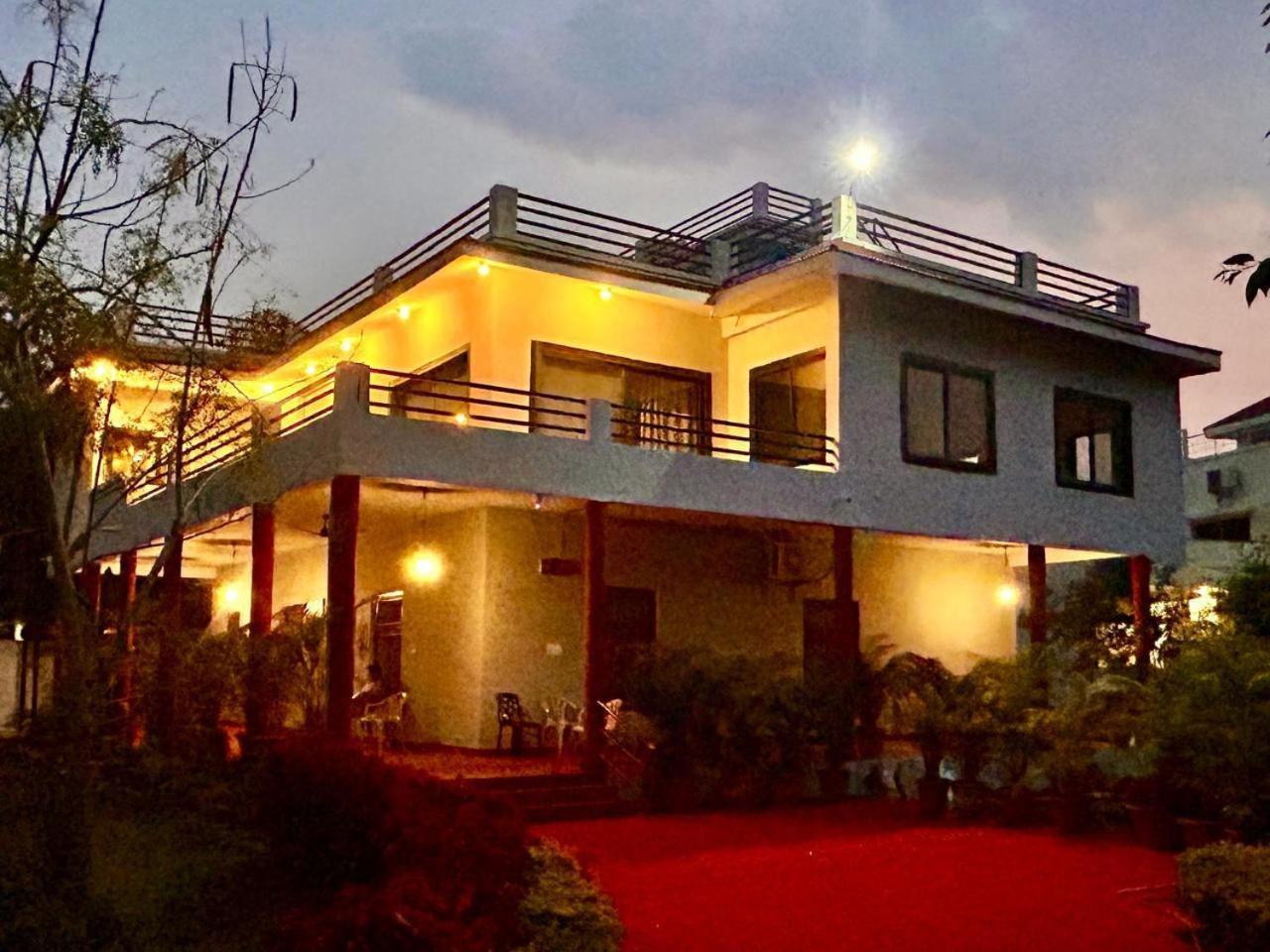 The English Gaon 4 Bhk Bhopal Exterior photo