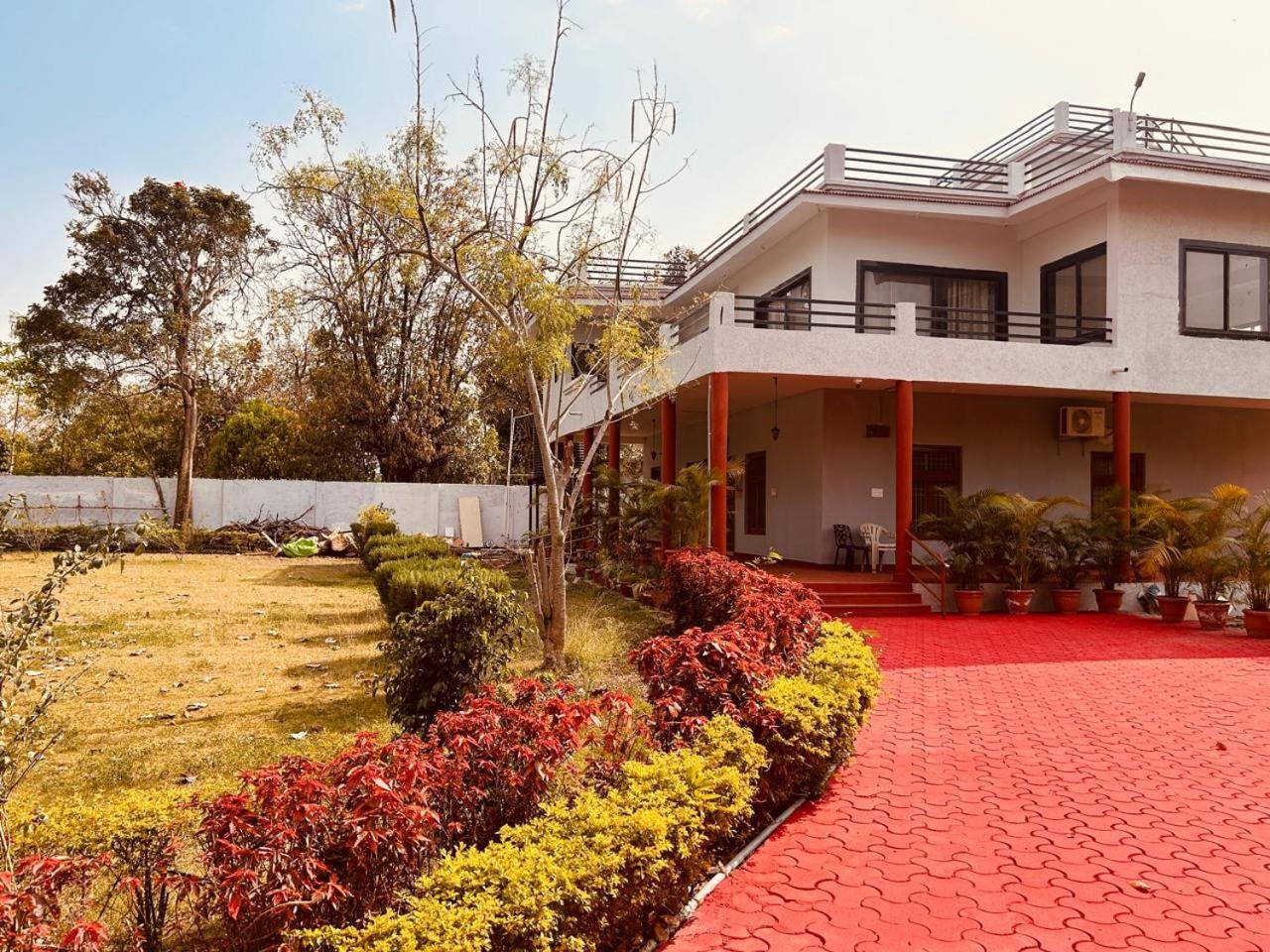 The English Gaon 4 Bhk Bhopal Exterior photo