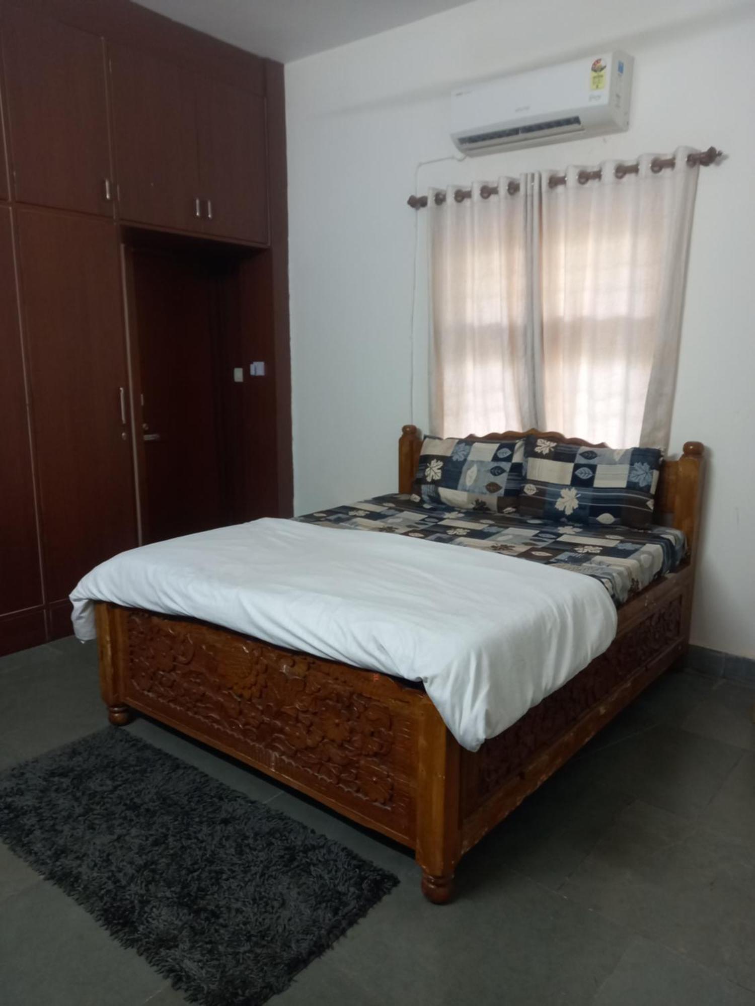 The English Gaon 4 Bhk Bhopal Exterior photo